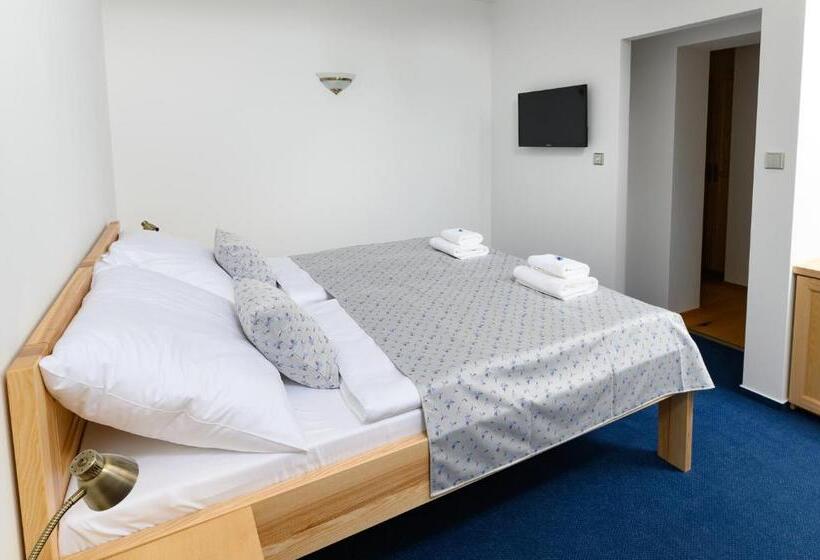 Номер Стандарт, Venclův Statek