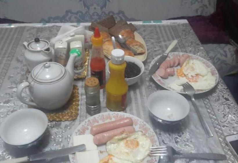 三人经典房间, гостевой дом мы у друзей ходжа калон