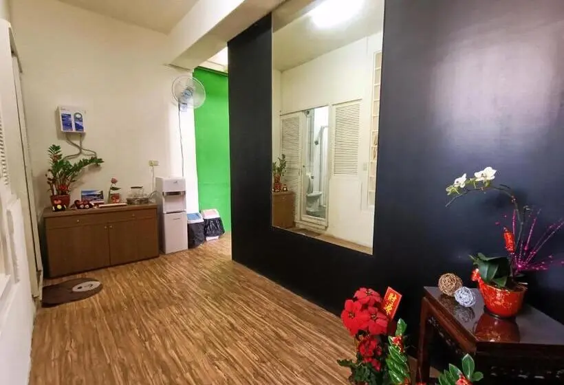 اتاق اکونومی, 博愛泊旅讀心境