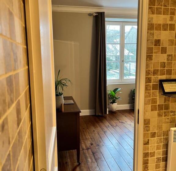 غرفة قياسية, Chez Jallot