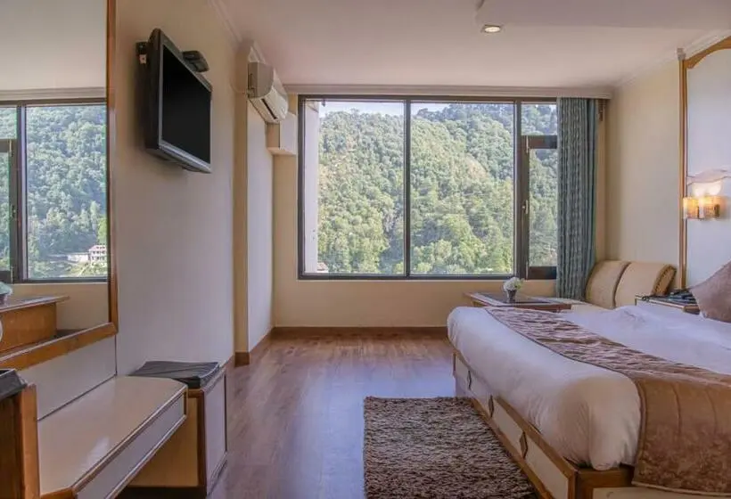 キングサイズベッドのデラックスルーム, Sukh Sagar Regency