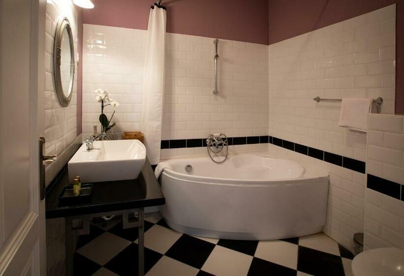 غرفة ديلوكس مزودة بشرفة, Tarnóca Kúria