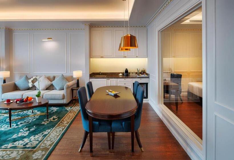 سوئیت با چشمانداز زمین گلف, Flc Halong Bay Golf Club & Luxury Resort