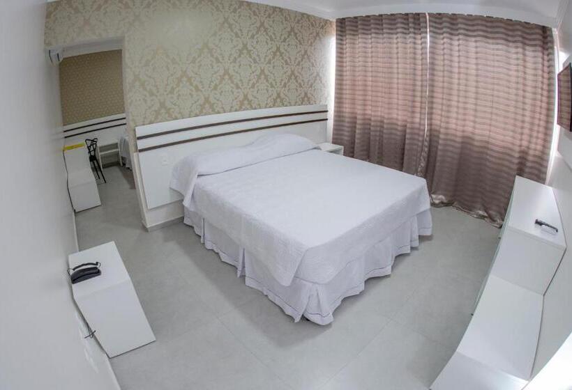 غرفة سوبيريور عائلية, Hpr