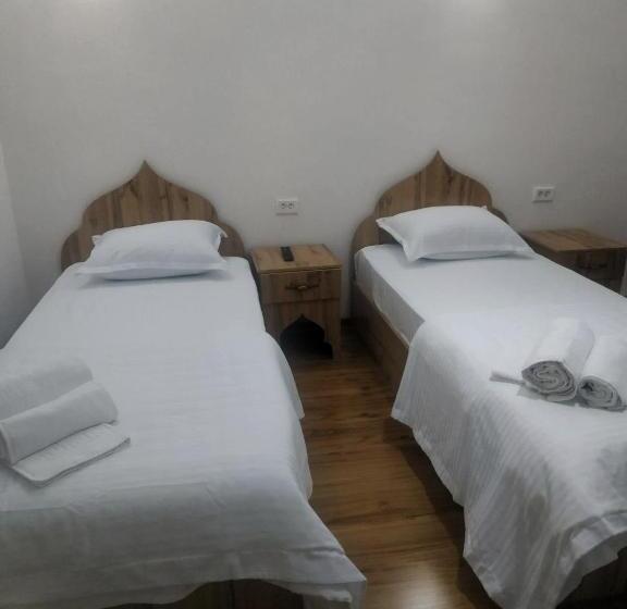 اتاق استاندارد, Naqshband