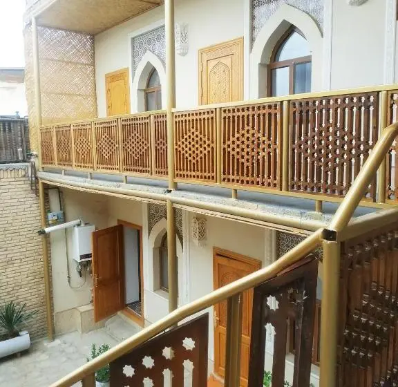 اتاق استاندارد یک نفره, Naqshband