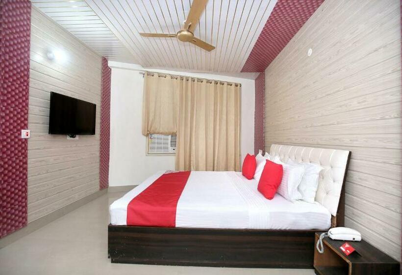 스탠다드 룸, Collection O Gold Star