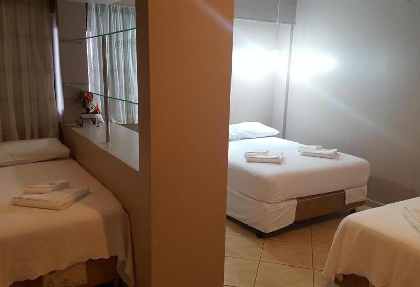 ファミリールーム, Peroza Corbelia