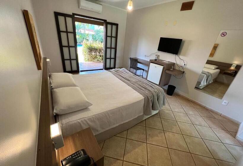 Номер Deluxe Вид на Бассейн, Premier Garden