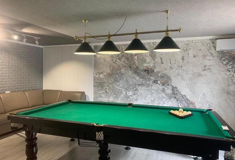 Apartament 1 Sypialnia z Tarasem, чорногора