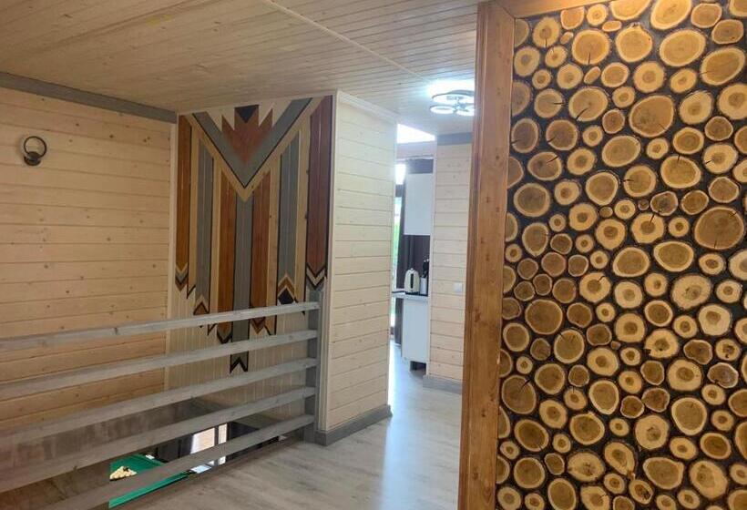 Apartament 1 Sypialnia z Tarasem, чорногора