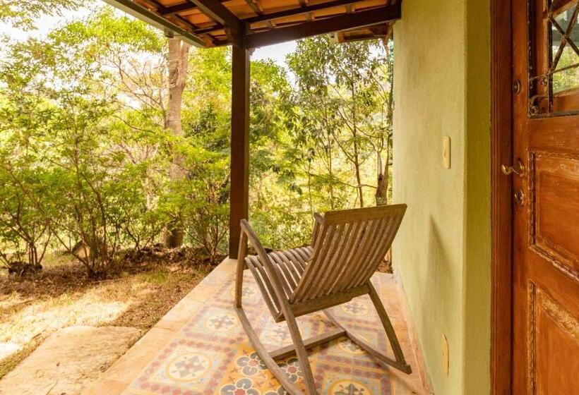 샬레, Altamira Eco Retreat