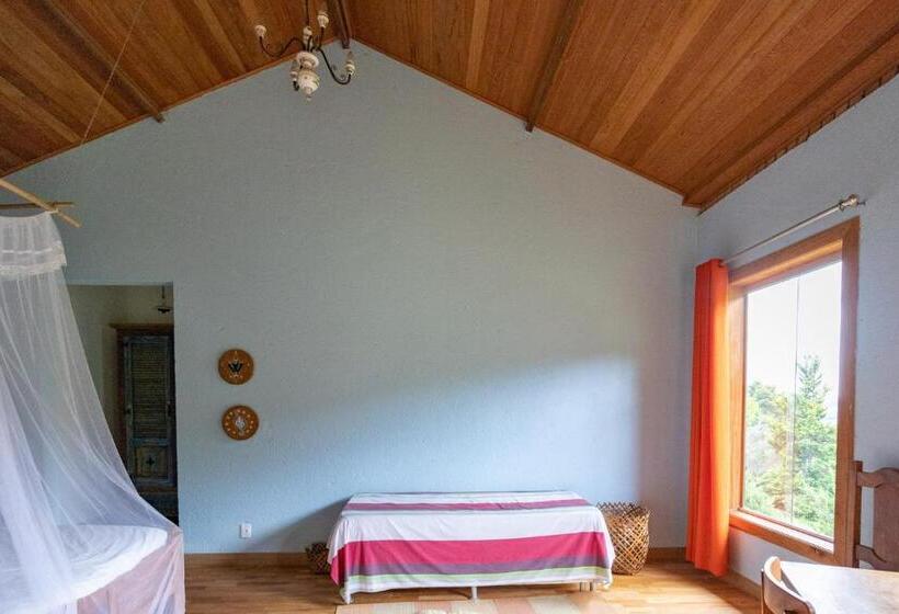 غرفة قياسية ثلاثية, Altamira Eco Retreat