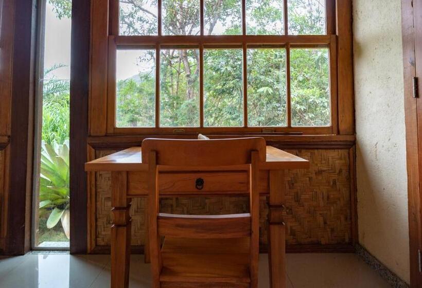 غرفة قياسية, Altamira Eco Retreat