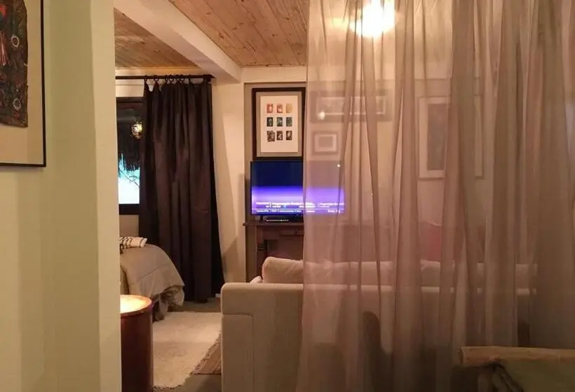 キングサイズベッドのデラックススイート, Pousada Casa De Mauá