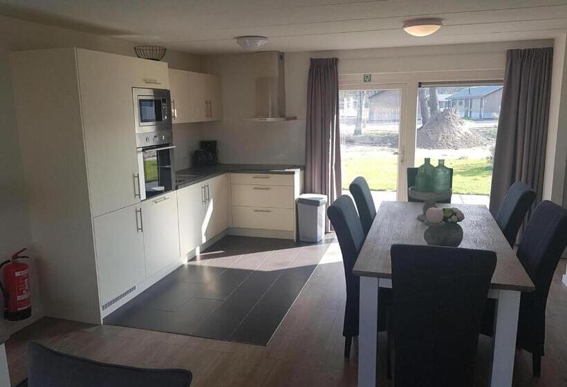Апартаменты 3 Спальни, Europarcs Zilverstrand
