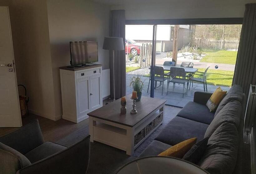 דירת שלושה חדרים, Europarcs Zilverstrand