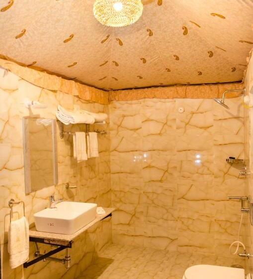 스탠다드 룸 킹사이즈 침대, The Timber Garden Adventure Club