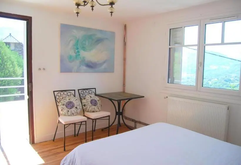 マウンテンビュースタンダードルーム, Auberge St P Vegetarien Bnb
