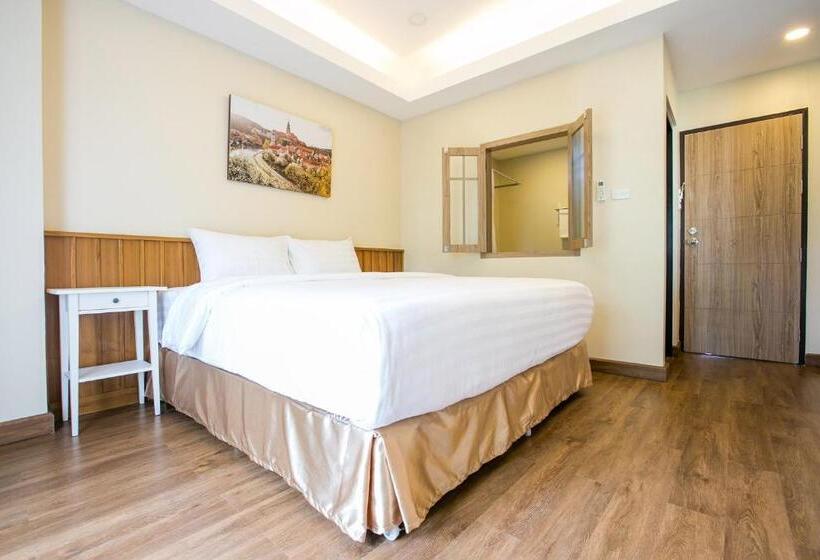 Номер Deluxe Кровать Кинг, Chamnan Residence