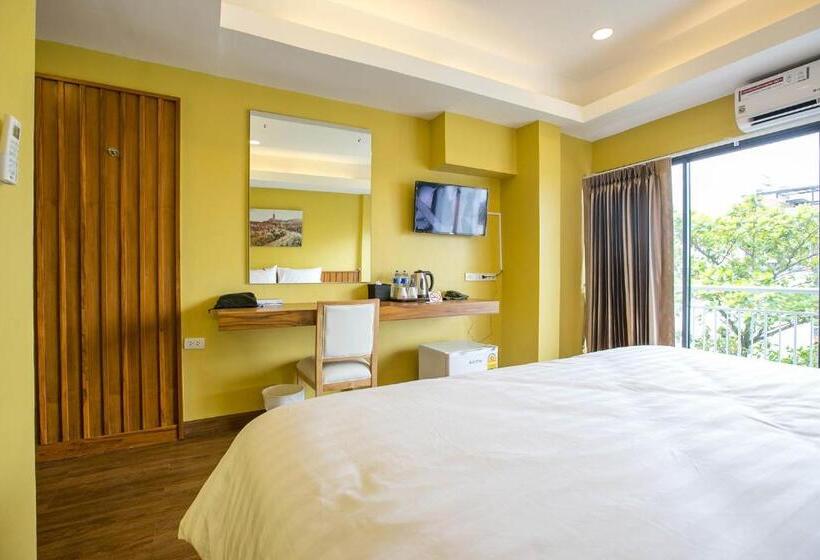 Номер Deluxe Кровать Кинг, Chamnan Residence