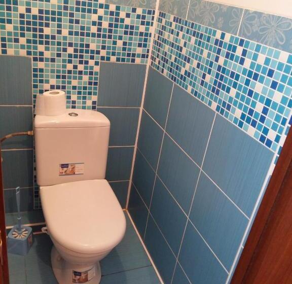 إستوديو قياسى, Uzh Apartments