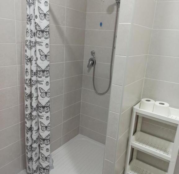 غرفة عائلية مطلّة علي الحديقة, B&b Biagio