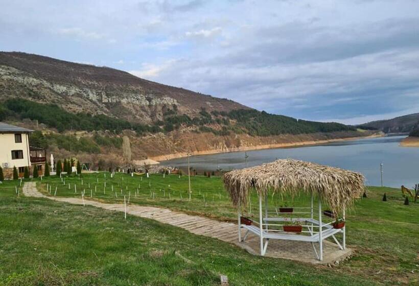 Номер Стандарт, Family Hotel Borovitsa
