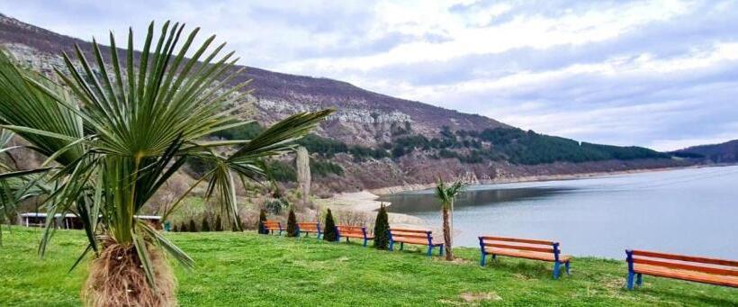 חדר סטנדרט לשלושה, Family Hotel Borovitsa