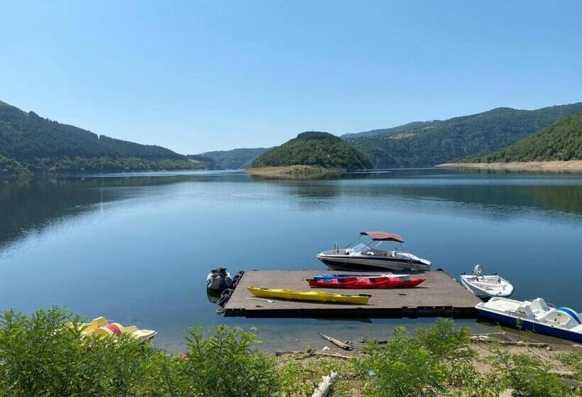 חדר סטנדרט לשלושה, Family Hotel Borovitsa