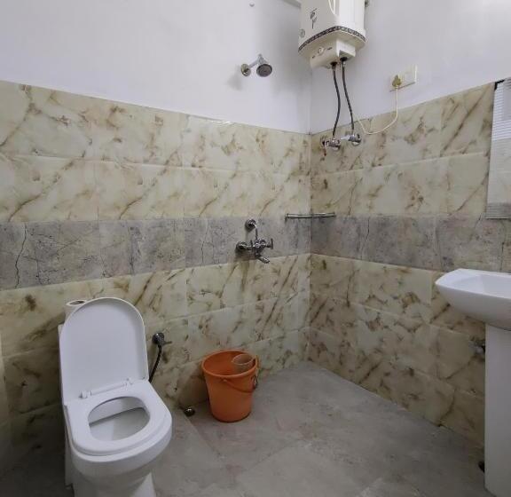 디럭스 룸, Pemaling Lords Inn Dirang