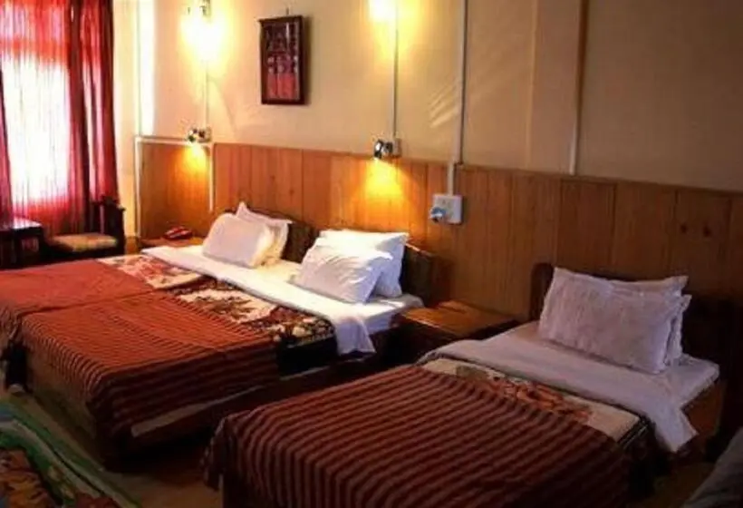 デラックスルーム, Pemaling Lords Inn Dirang