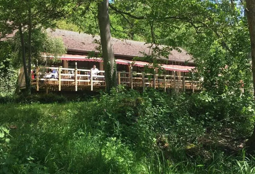 ファミリールーム, Restaurant Les Gorges De Chouvigny
