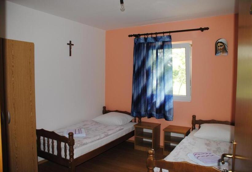 اتاق استاندارد, Casa Del Pellegrino M&a   Ostojići