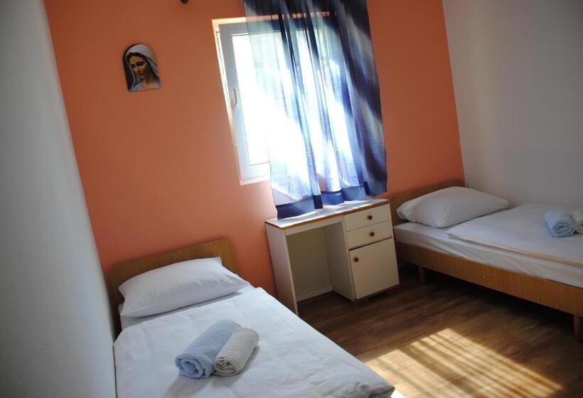 اتاق استاندارد, Casa Del Pellegrino M&a   Ostojići