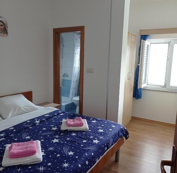 اتاق راحتی, Casa Del Pellegrino M&a   Ostojići