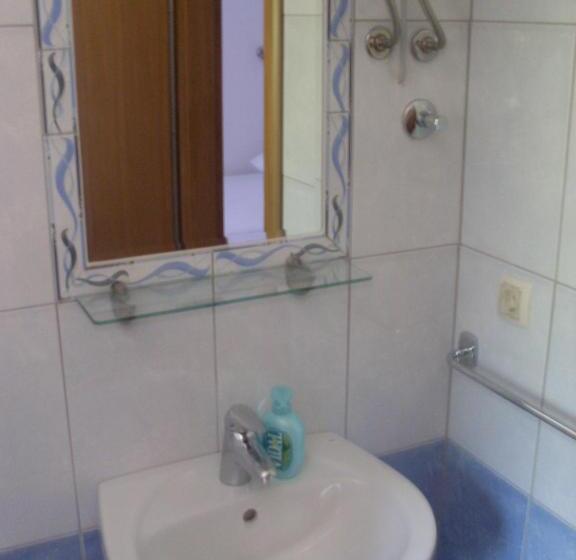 اتاق اکونومی, Casa Del Pellegrino M&a   Ostojići