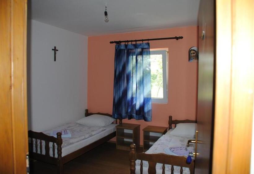 اتاق اکونومی, Casa Del Pellegrino M&a   Ostojići