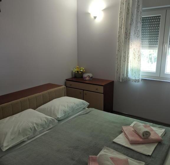 آپارتمان 2 خوابه, Casa Del Pellegrino M&a   Ostojići