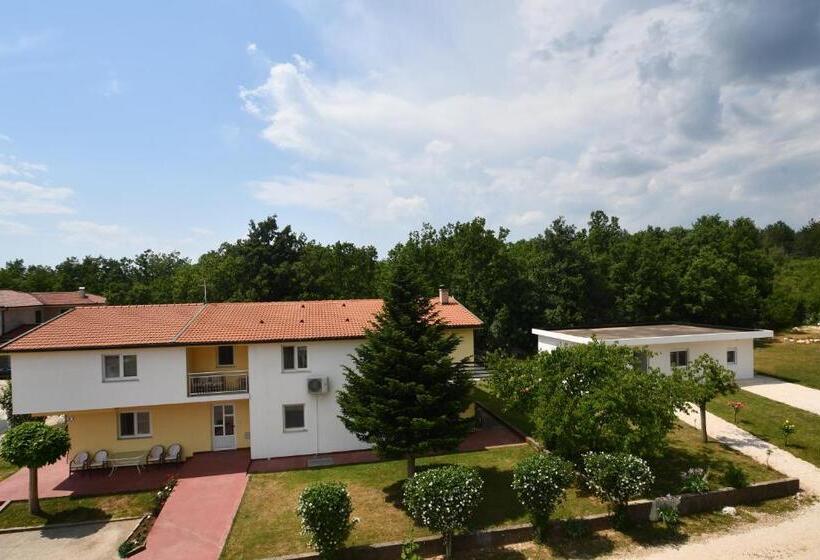 آپارتمان 2 خوابه, Casa Del Pellegrino M&a   Ostojići