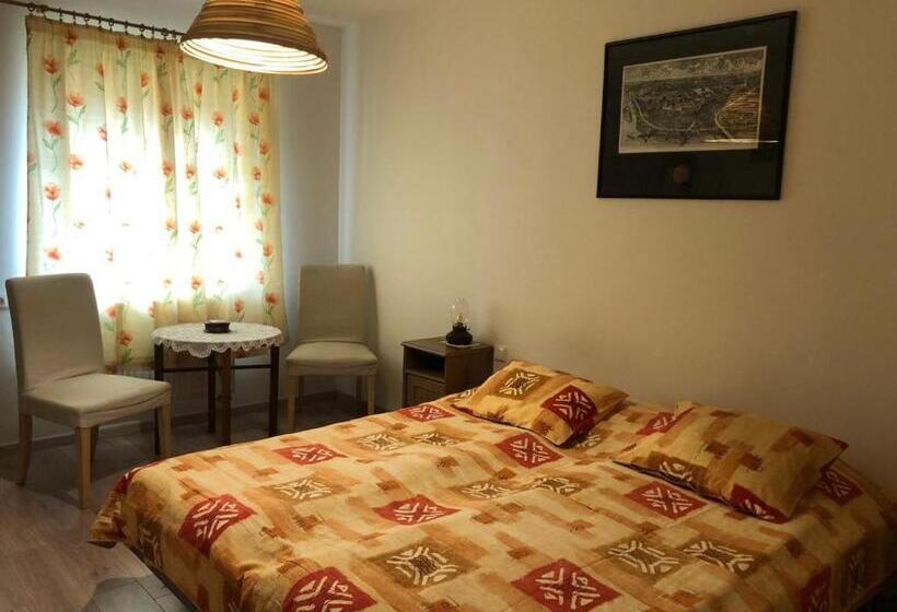 غرفة قياسية, Martinkovice 201 Broumov