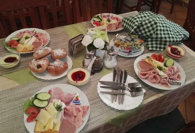 חדר סטנדרט חדר אמבטיה משותף, Pension U Loupežáku