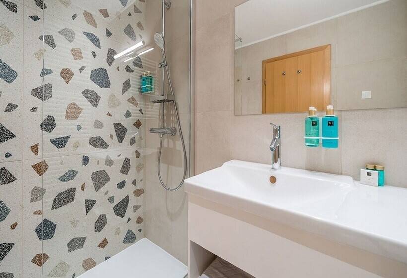 インサイドのスーペリアルーム, Berkeley