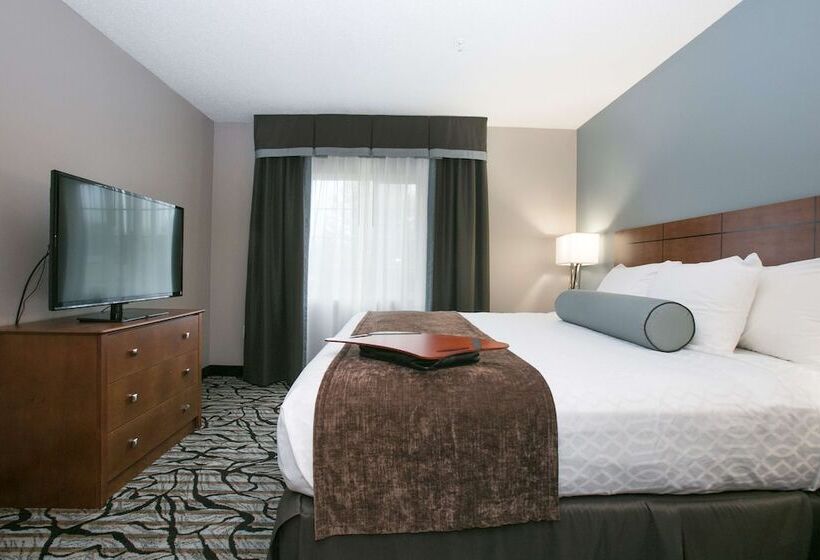 جناح, Best Western Plus Blaine At The National Sports Center