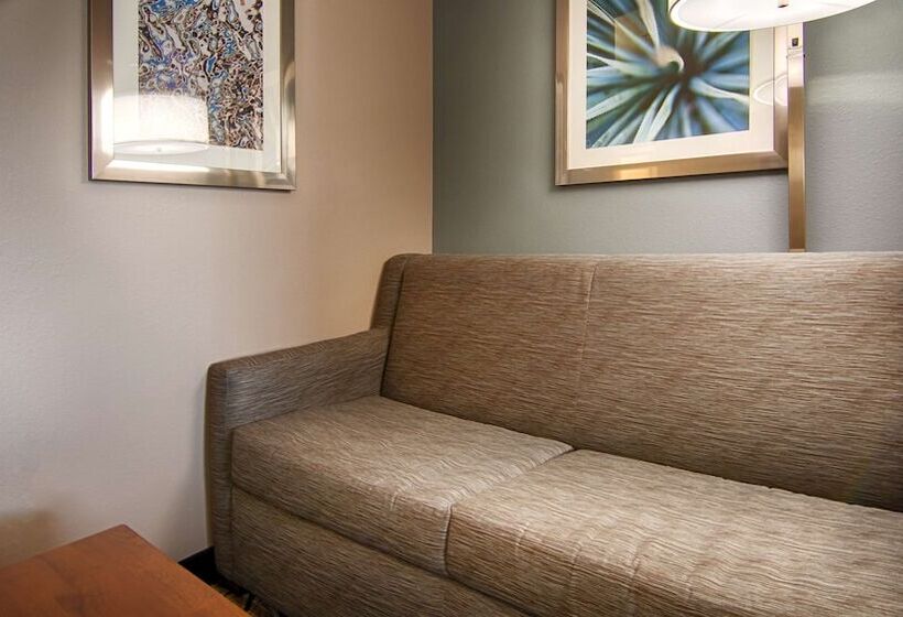 جناح, Best Western Plus Blaine At The National Sports Center