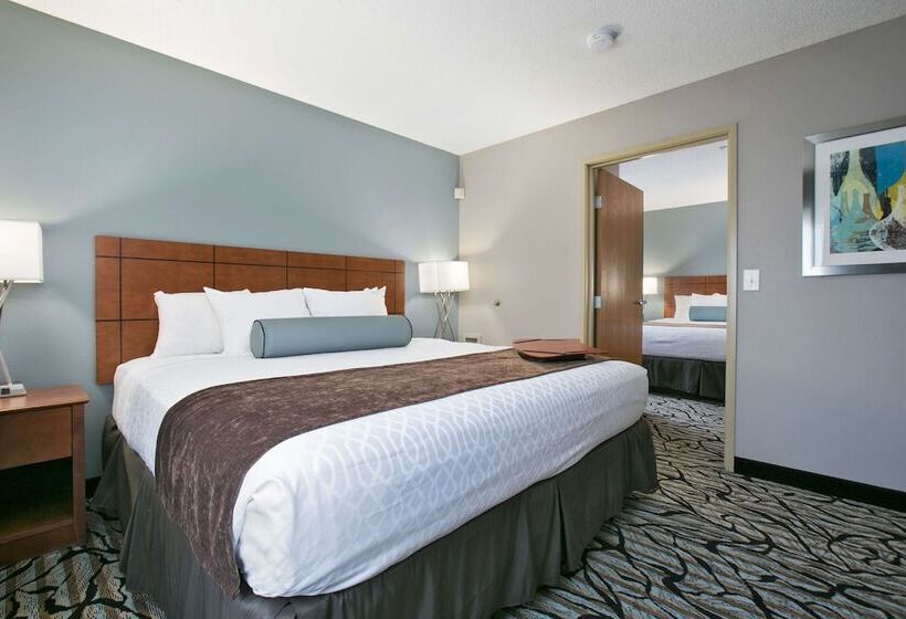 جناح, Best Western Plus Blaine At The National Sports Center