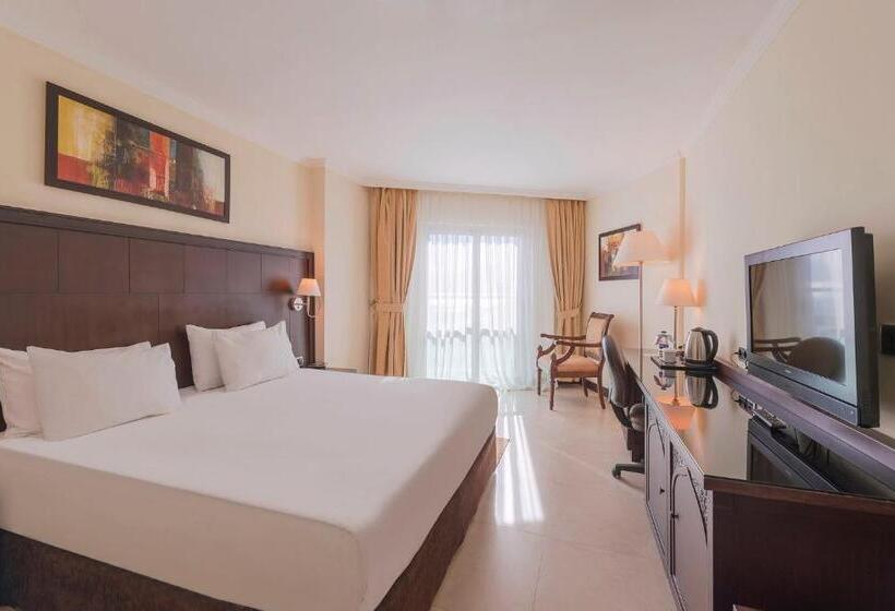 اتاق استاندارد با تخت بزرگ, Crowne Plaza Antalya, An Ihg