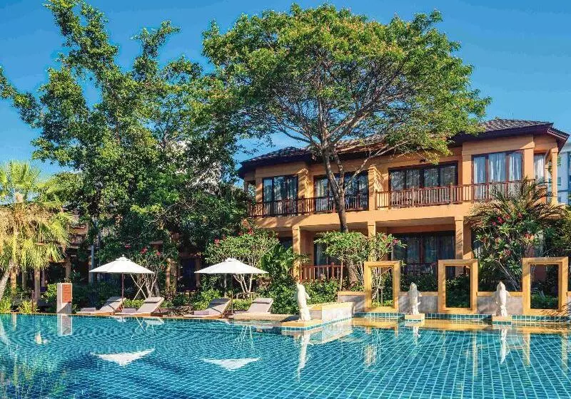 سوئیت جونیور با تخت بزرگ, Mövenpick Asara Resort & Spa Hua Hin