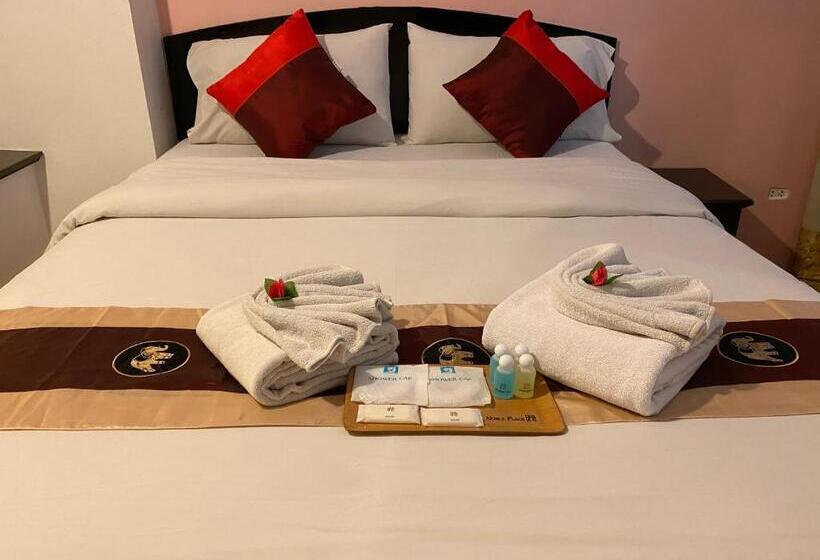 Номер Deluxe, Noble Place Chiangmai