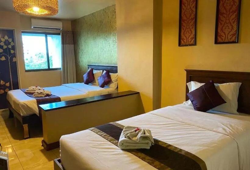 اتاق سوپریور سه تخته, Noble Place Chiangmai
